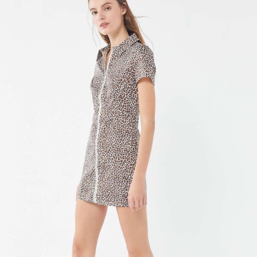 URBAN OUTFITTERS CHEETAH ZIP UP DRESS